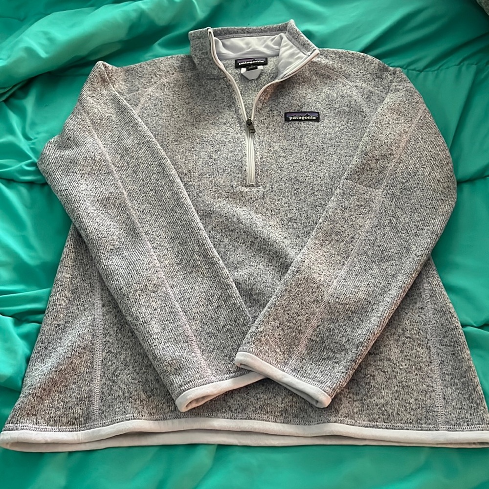 Patagonia 1/4 Zip Pull Over Sweater